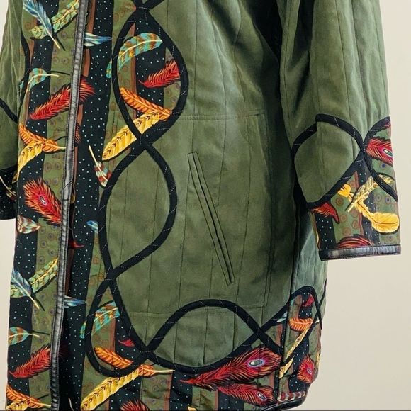 Wearable art reversible feathers green coat sz 18 - Picture 6 of 8